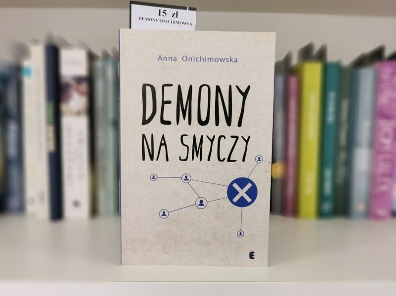 Demony na smyczy - Anna Onichimowska