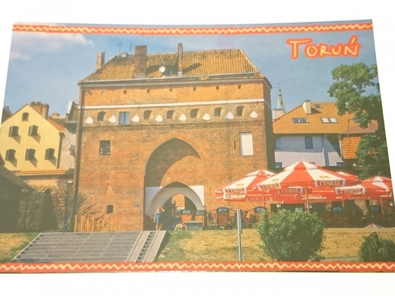 TORUŃ. GOTYCKA BRAMA KLASZTORNA FOT. GĄSZEWSKI