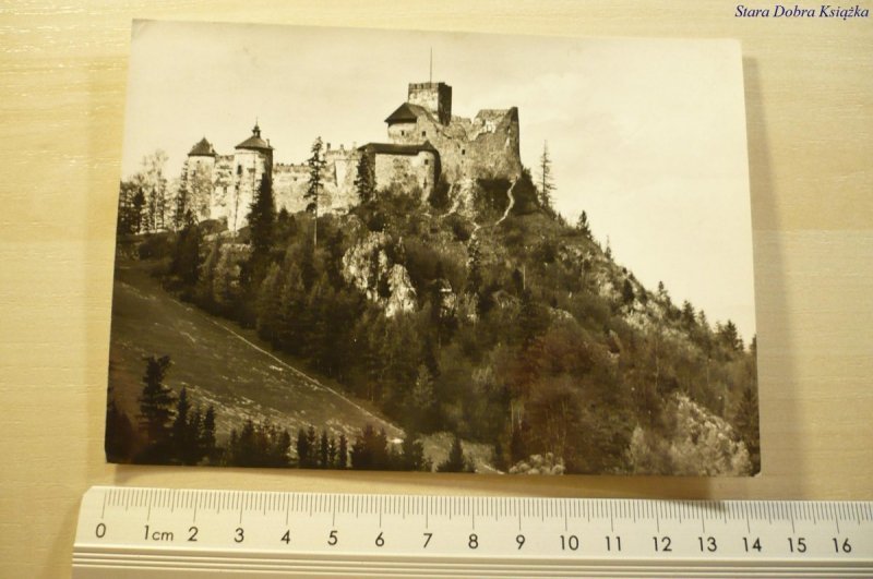 NIEDZICA. ZAMEK PIERWOTNIE GOTYCKI, PRZEBUDOWANY
