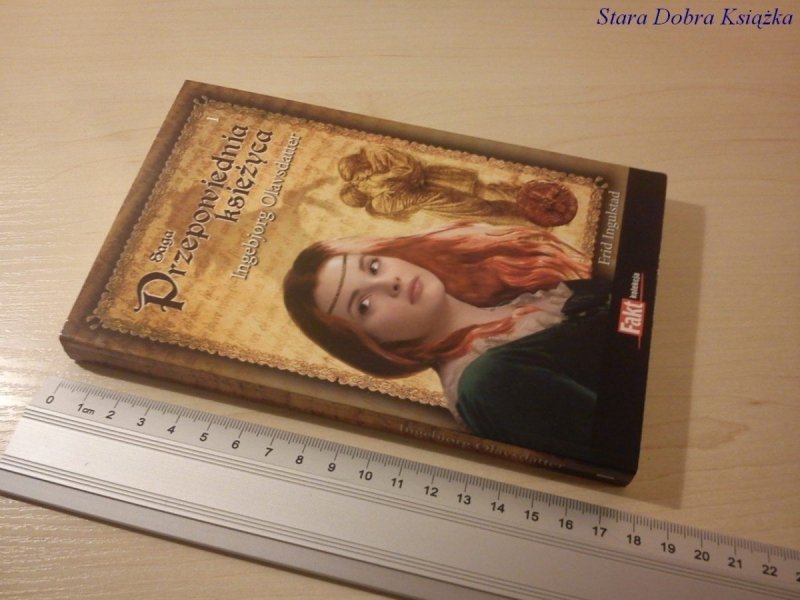 SAGA PRZEPOWIEDNIA KSIĘŻYCA TOM 1