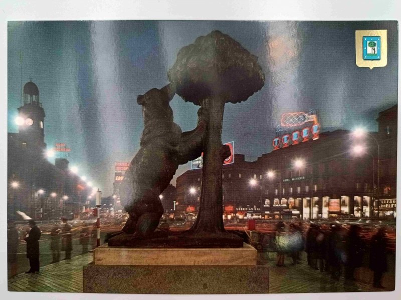 MADRID PUERTA DEL SOL MOMUMENT TO THE OSO
