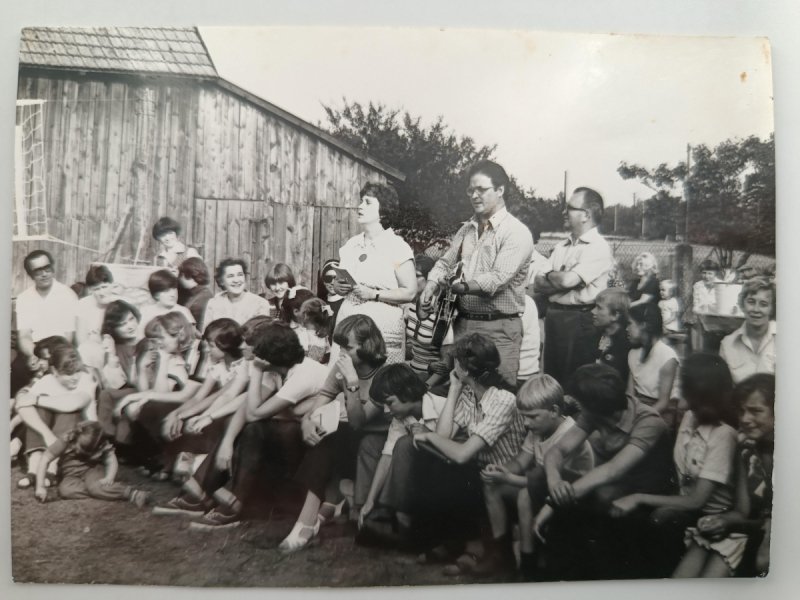 POGODNY WIECZÓR W OAZIE