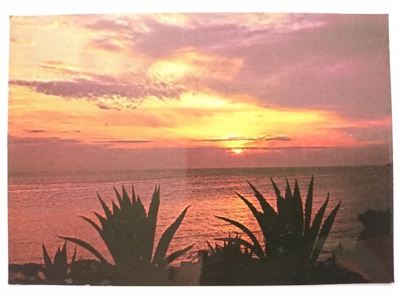 COUCHER DE SOLEIL SUR LA MEDITERRANEE