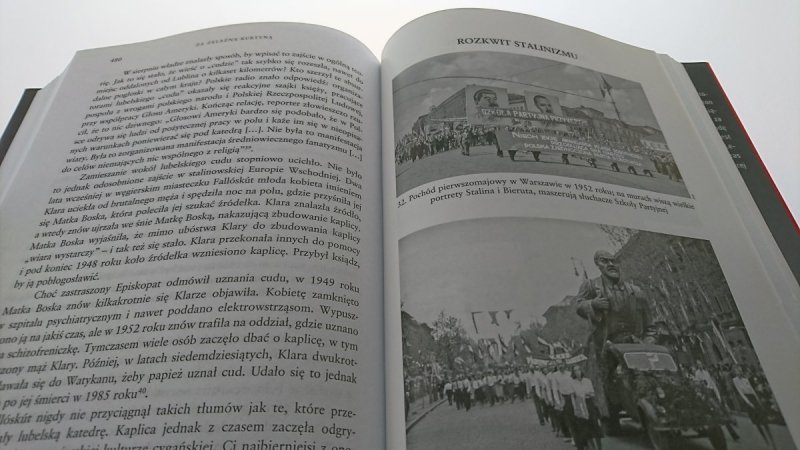 ZA ŻELAZNĄ KURTYNĄ - Anne Applebaum 2013
