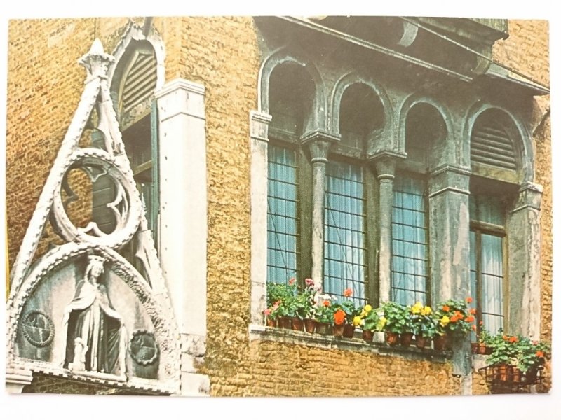 VENEZIA. ARTISTICO PARTICOLARE DI UN PALAZZO
