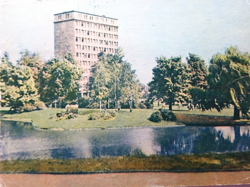POZNAŃ - FRAGMENT PARKU... FOT. A. KACZKOWSKI
