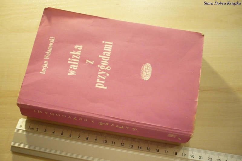 WALIZKA Z PRZYGODAMI - Lucjan Wolanowski (1977)