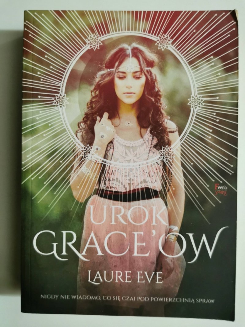 UROK GRACE’ÓW - Laure Eve