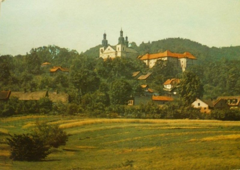 KALWARIA ZEBRZYDOWSKA. ZESPÓŁ... FOT. A. STELMACH
