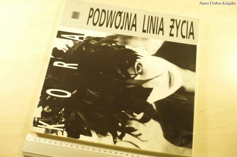 KORA. PODWÓJNA LINIA ŻYCIA (1992)