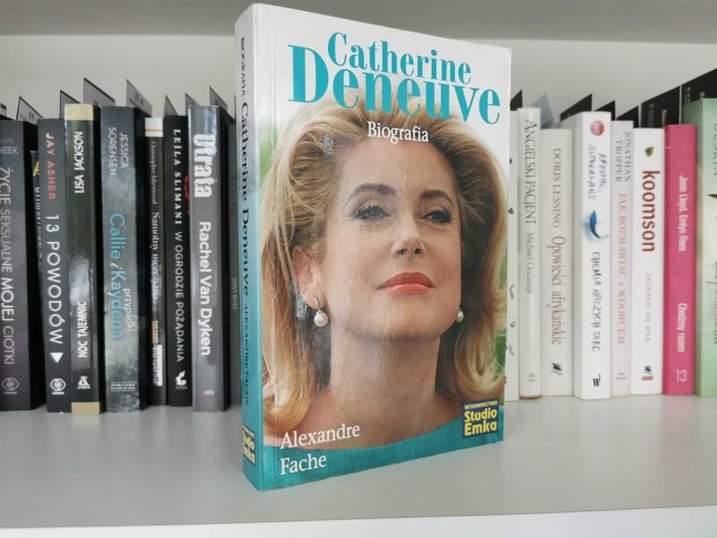 Catherine Deneuve Biografia - Alexandre Fache