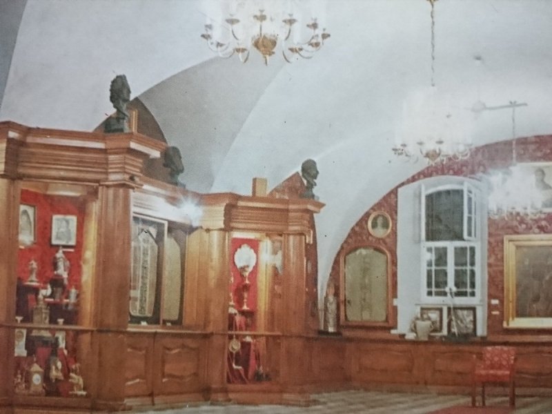 CZĘSTOCHOWA. KOŚCIÓŁ I KLASZTOR - SKARBIEC WNĘTRZE