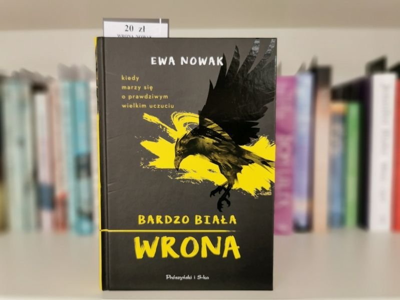 Bardzo biała wrona - Ewa Nowak
