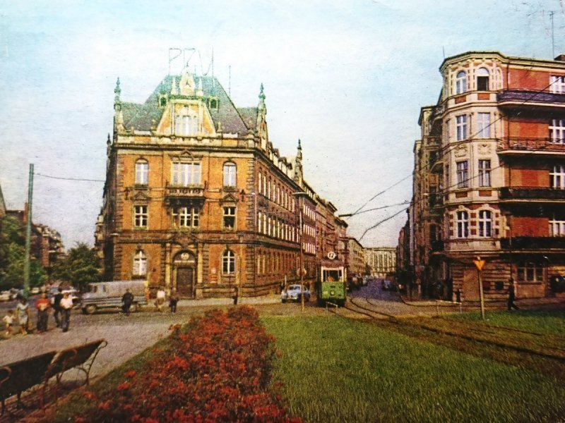 POZNAŃ. PLAC MŁODEJ GWARDII FOT. K. JABŁOŃSKI