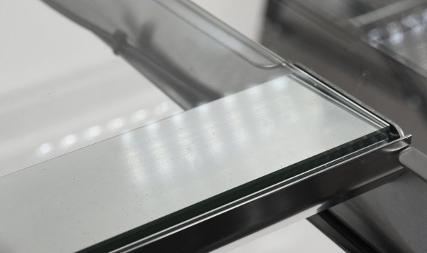 WITRYNA CHŁODNICZA 300L 65x80x144 CZARNA YATO YG-05040 YG-05040