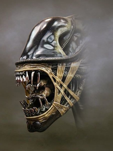 Aliens Life-Size Statue Alien Warrior 203 cm