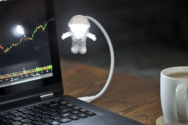 Lampka Astronauta na USB 