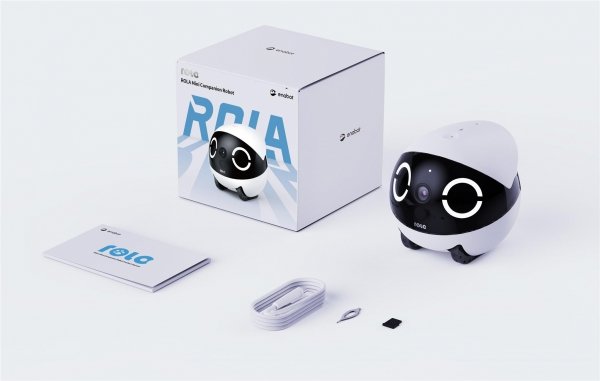 EnaBot - Rola Mini - robot monitorujący dla psów i kotów
