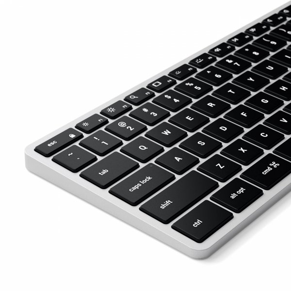 Satechi Slim X3 - klawiatura z układem numerycznym Bluetooth do czterech urządzeń USB-C (silver)