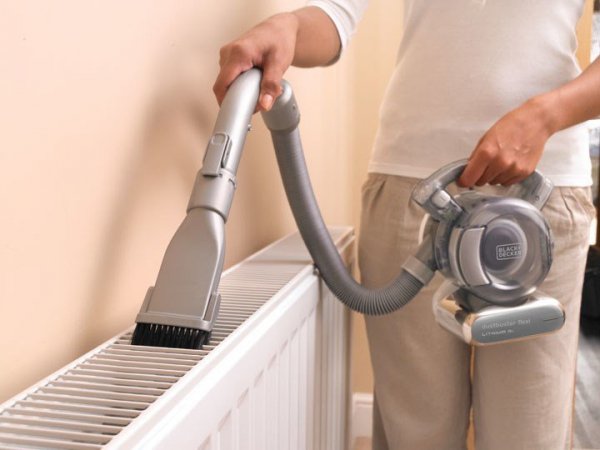 Odkurzacz ręczny Black&Decker PD1820LF
