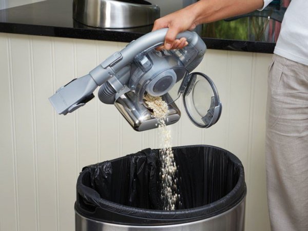 Odkurzacz ręczny Black&Decker PD1820LF