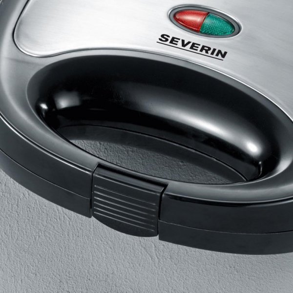 SEVERIN SANDWICH-TOSTER, STAL, PŁYTY Z POWŁOKĄ ANTYADHEZYJNĄ, ŁATWE CZYSZCZENIE, GUMOWE NÓŻKI, MOC 600W SA2969