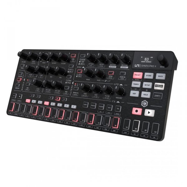IK Uno Synth Pro X - Syntezator analogowy