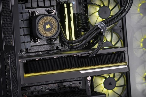 Actina iCUE 7800X3D/32GB/1TB/RTX5080/1000W