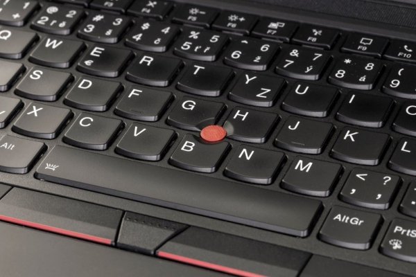 LENOVO ThinkPad T14 G2 i7-1185G7 32GB 512GB SSD 14&quot; FHD(dotyk) Win11pro (QWERTY multilanguage) + zasilacz UŻYWANY