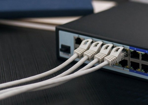 Extralink Kabel sieciowy CAT5E FTP(F/UTP) wewnętrzny skrętka 305m