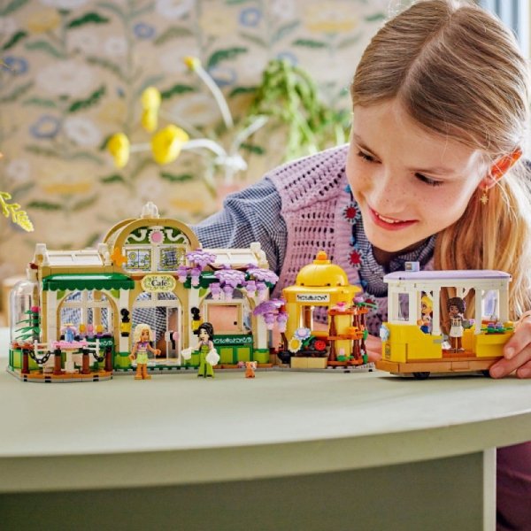 LEGO Klocki Friends 42671 Zielona kawiarnia i kwiaciarnia