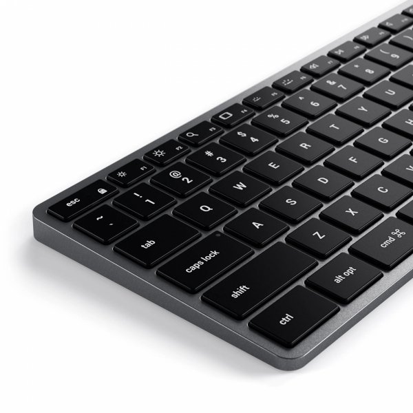 Satechi Slim W3 Wired - klawiatura z układem numerycznym USB-C (space gray)