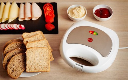 Opiekacz do kanapek z płytami ceramicznymi ELDOM ST140C
