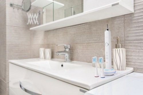 Szczoteczka soniczna do mycia zębów SD200B
