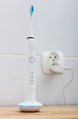 Szczoteczka soniczna do mycia zębów SD200C