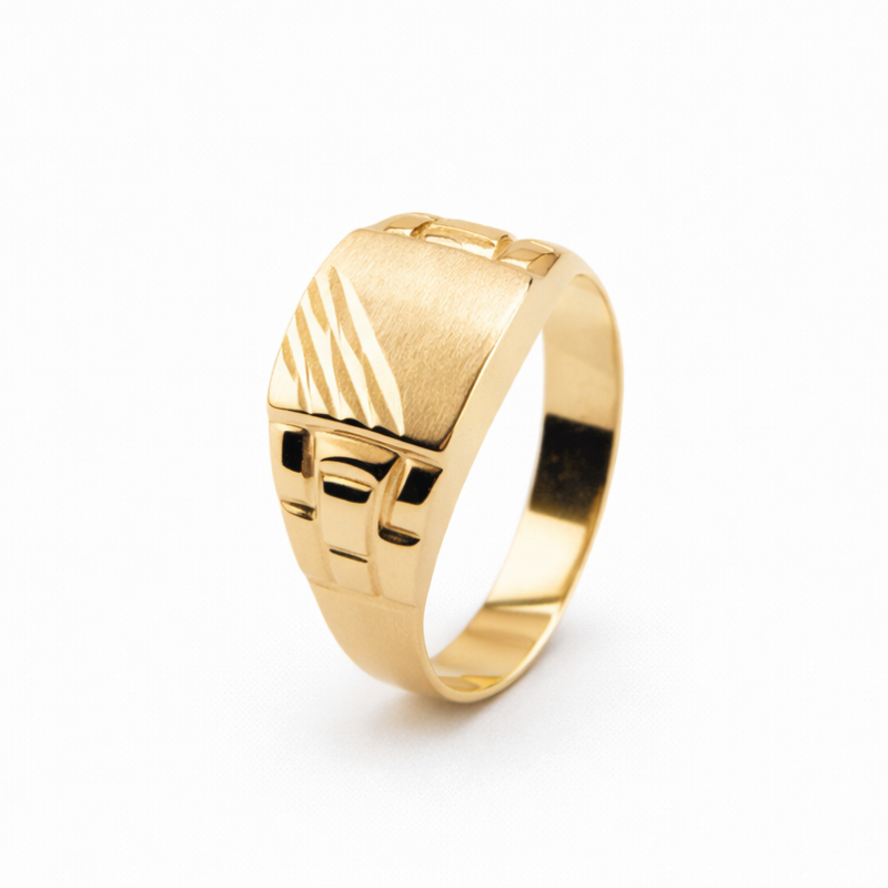 Złoty sygnet męski z matowym frontem – klasyczny pierścionek złoty
