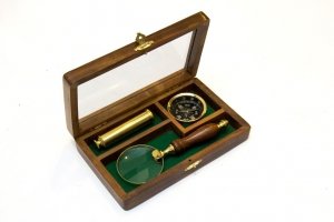 Zestaw - mosiężna lunetka, kompas i lupa  w pudełku  NI060