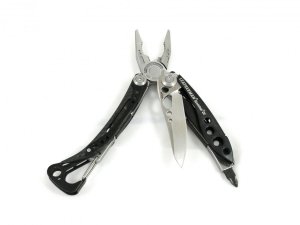 Multitool Leatherman Skeletool CX 830923