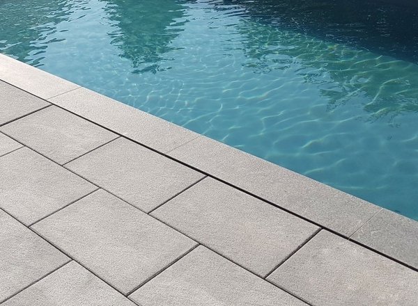 Kamień brzegowy MODENA Diamond Grey do basenu 10x5 / prostokąt