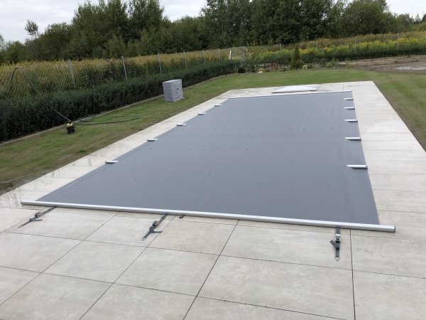 Przykrycie bezpieczne - model standard - owalny - do basenu 11 x 5 m