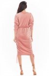 Welurowa sukienka z regulowaną długością różowa A405 tył