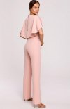 Elegancki kombinezon z peleryną M670 pudrowy róż tył