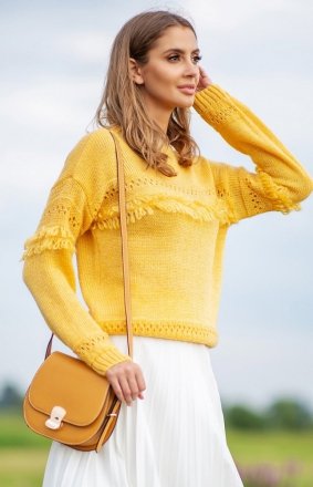 *Sweter oversize z frędzlami musztardowy F745 *Sweter oversize z frędzlami musztardowy F745