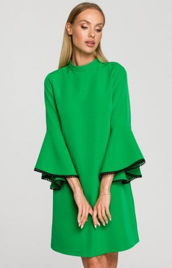 Sukienka z szerokimi rękawami zielona M698