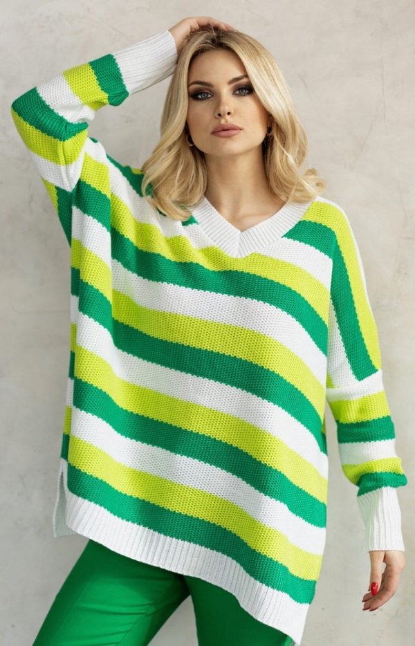 Oversizowy sweter w paski 30091