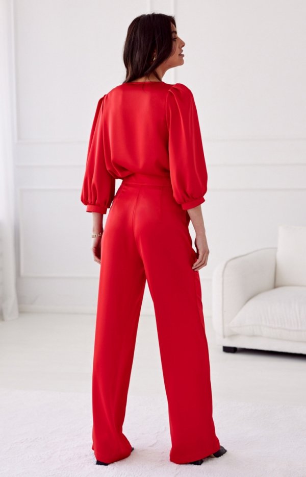 Długie satynowe spodnie z wysokim stanem czerwone tył