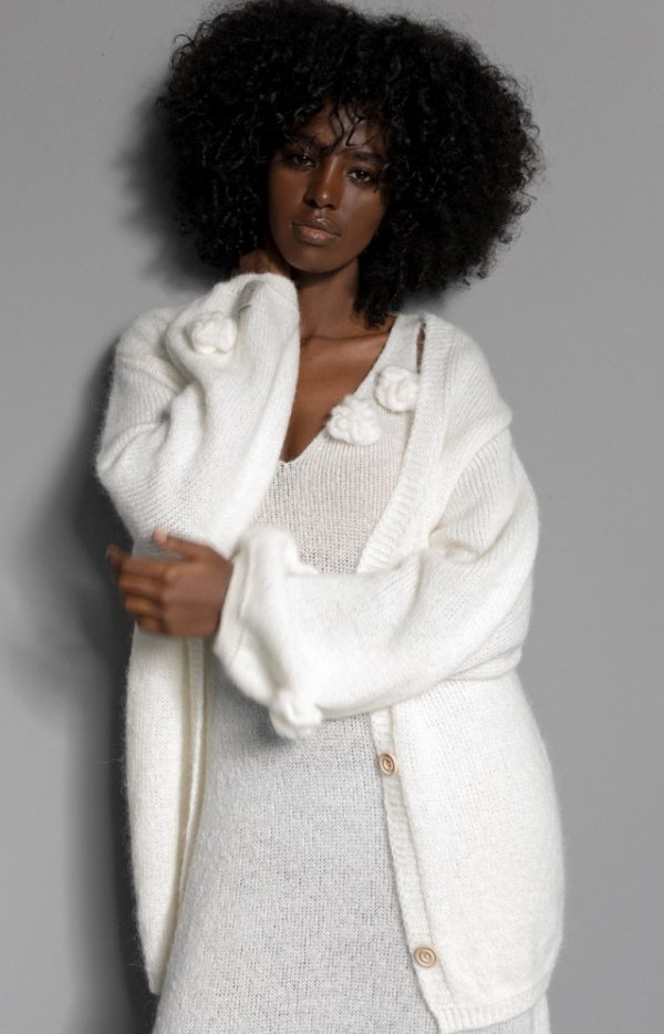 Fobya F1964 zapinany oversizowy kardigan damski ecru