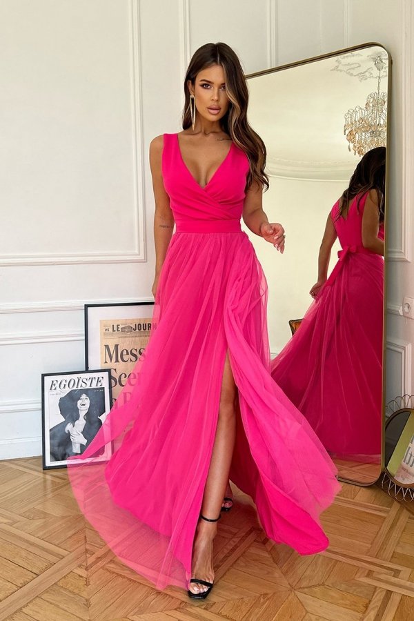 Elegancka sukienka szyfonowa maxi neon róż 248-70-2