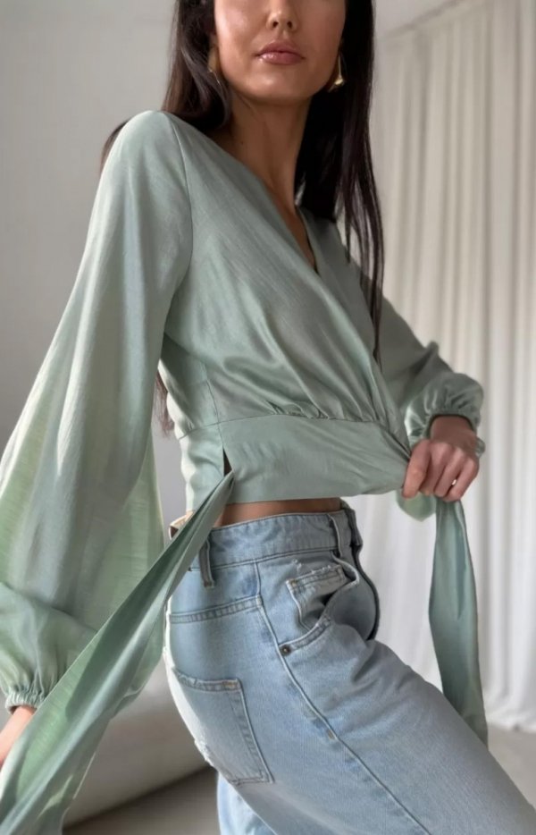 Bluzka kopertowa z wiązaniem – 100% wiskoza miętowa-2