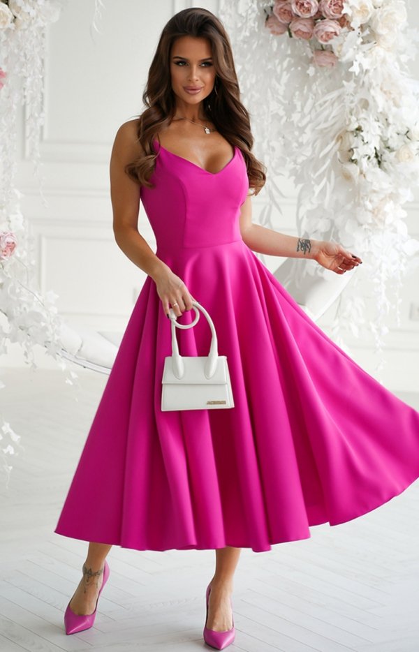 Efektowna rozkloszowana sukienka midi 244-05